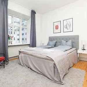 Hyggelig Lige Ved Aen - Plads Til 4 Lejlighed Århus